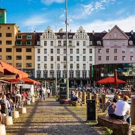 Leilighet Sentrumsnaer Ved Sjoen! Fast Parkering Bergen