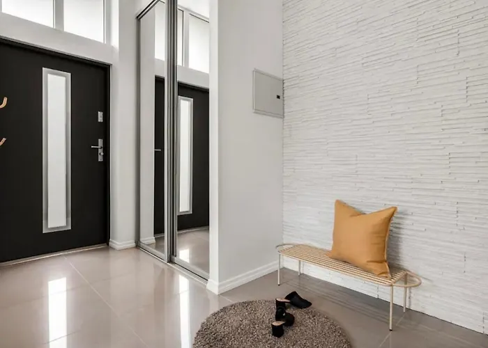 Sentrumsnaer Ved Sjoen! Fast Parkering * Bergen