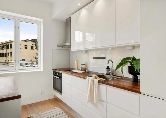 Sentrumsnaer Ved Sjoen! Fast Parkering Bergen