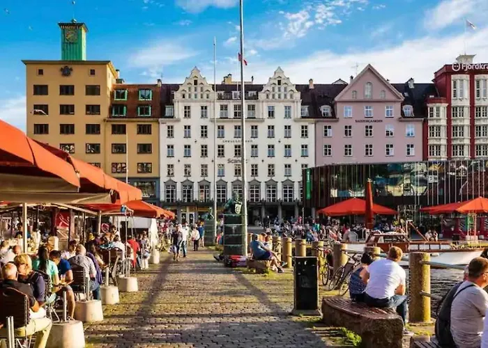 Appartamento Sentrumsnaer Ved Sjoen! Fast Parkering Bergen