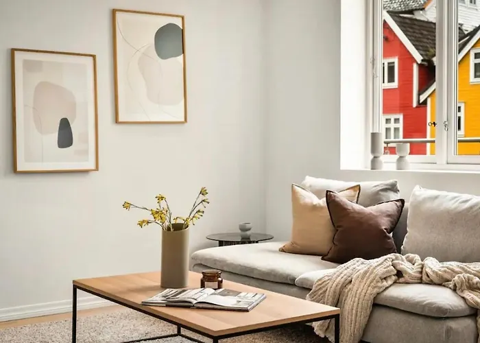 Sentrumsnaer Ved Sjoen! Fast Parkering