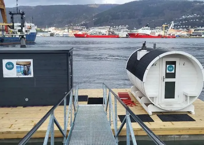 Sentrumsnaer Ved Sjoen! Fast Parkering Bergen