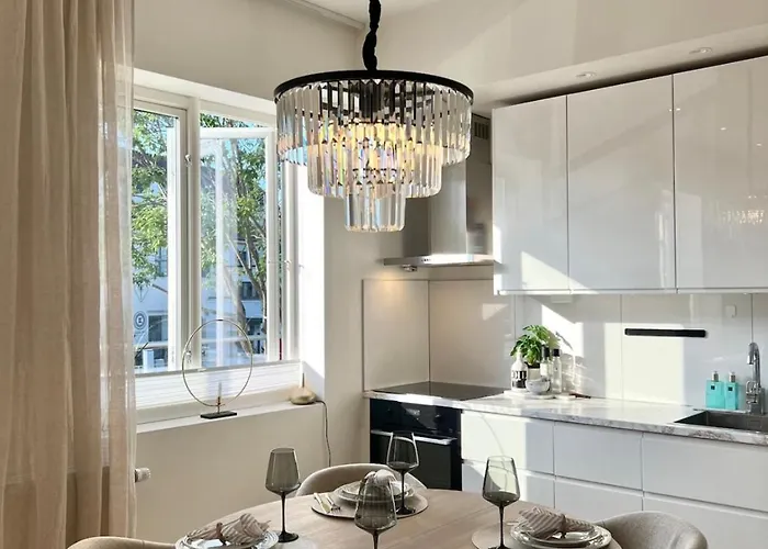 Sentrumsnaer Ved Sjoen! Fast Parkering Bergen